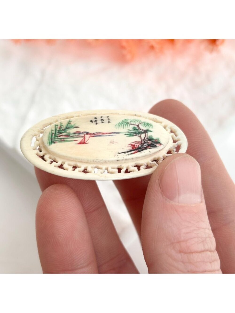 Chinese Hand-Carved & Painted Landscape Scenery 1950's Vintage Jewelry Brooch - Picture 6 of 10